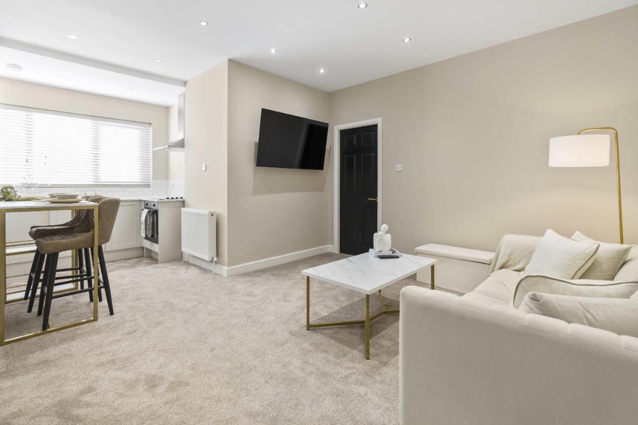 The Park Road Suites By Stamp Sa Blackpool Exterior photo
