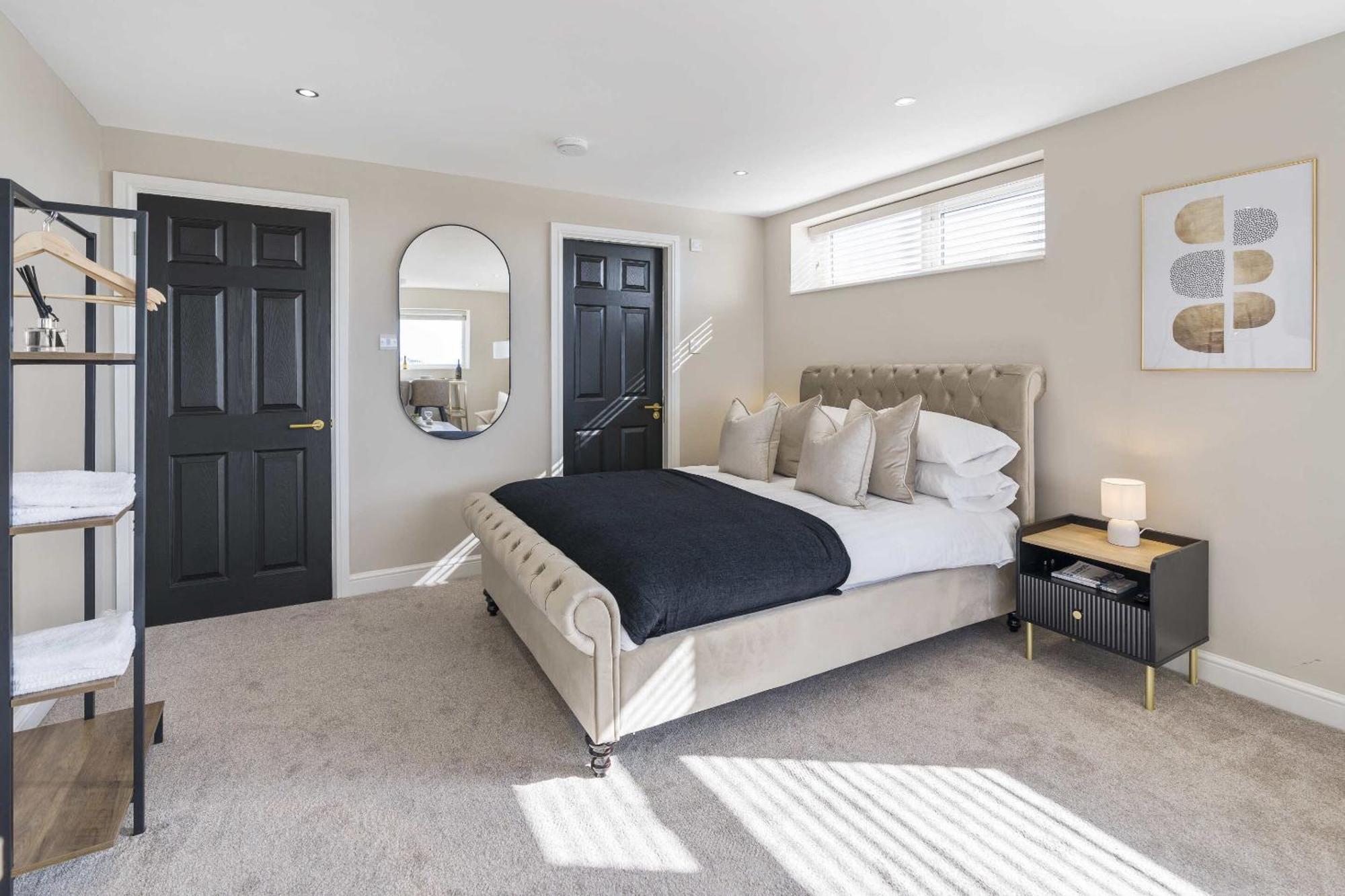 The Park Road Suites By Stamp Sa Blackpool Room photo